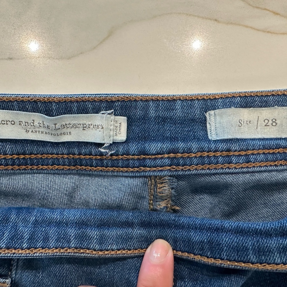 Women's Blue Jeans - Picture 4 of 5